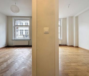 Appartement te huur - Photo 1