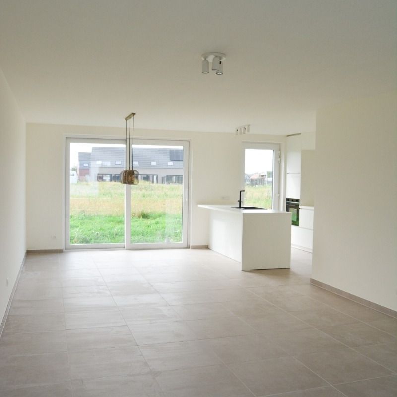 Zeer energiezuinige nieuwbouwwoning te Roeselare - Photo 1