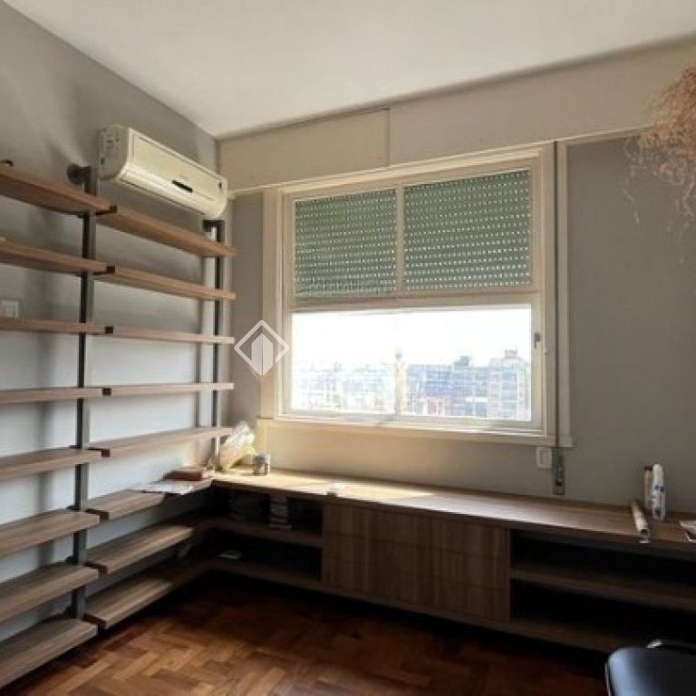 Apartamento com 2 quartos e 95m² para alugar em Centro Histórico, Porto Alegre. - Photo 1