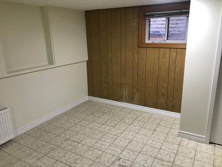 For Lease - 184 Livingstone Avenue Unit# Lower, Toronto, Ontario - Photo 3