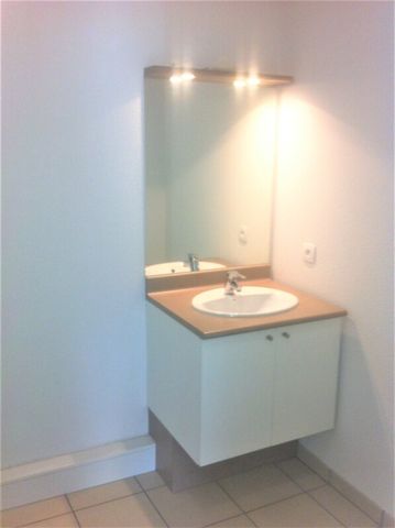 Location Appartement 1 pièce 30m² BEGLES 33130 - Photo 3