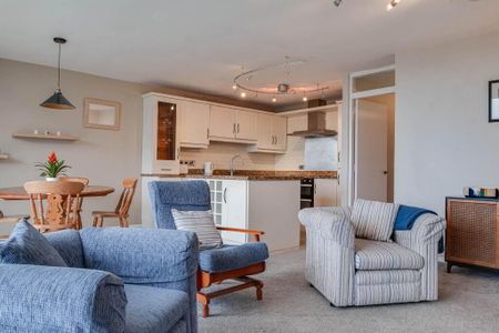 19 The Bay, Seacliff Road, Bangor, BT20 5HD - Photo 2