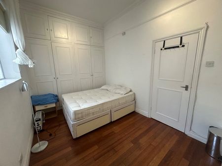 2 Bed Flat, Haverstock Hill, NW3 - Photo 5