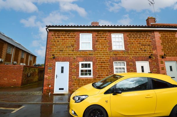 The Courtyard, Snettisham, Pe31 - Photo 1