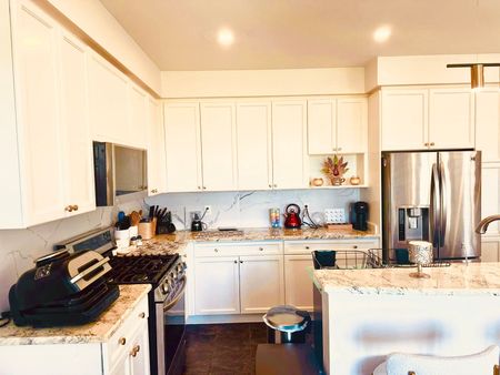 For Lease - 94 Forbes Terrace, Milton, Ontario - Photo 3