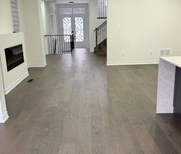 488 Parent Place #Upper - Photo 1