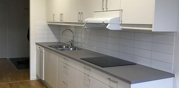 Karlslättsv 6 C - Photo 2