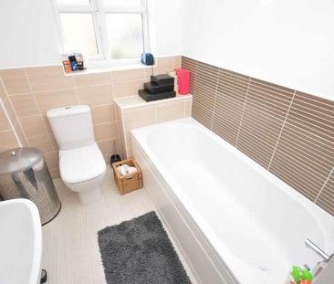 Blakeholme Court, Burton Upon Trent, DE14 - Photo 5