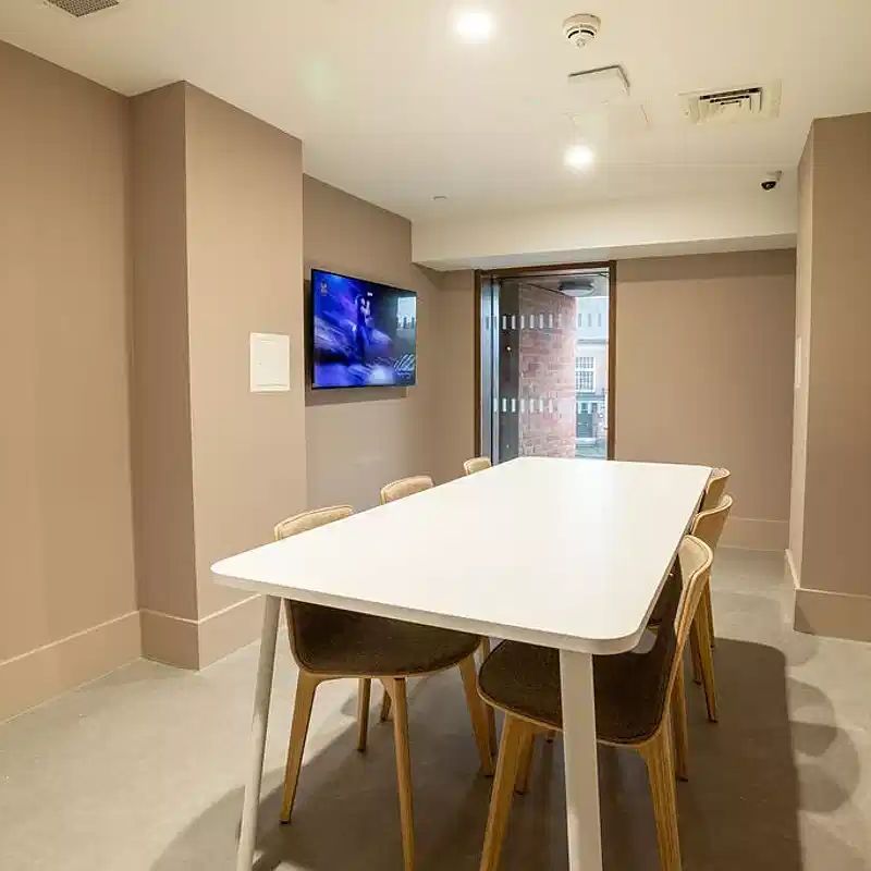 Classic Ensuite (Floors 10-19) - Photo 1