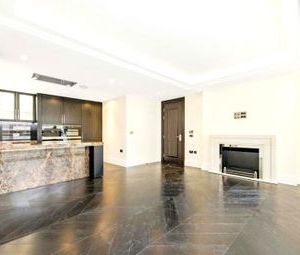 2 Bedrooms Flat to rent in Wren House, 190 Strand WC2R | £ 1,450 - Photo 1