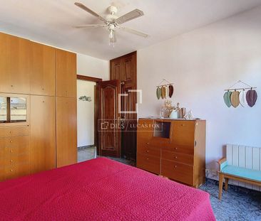 10 Bedroom house / villa with 2,069m² garden for rent in Calafell, ... - Photo 3