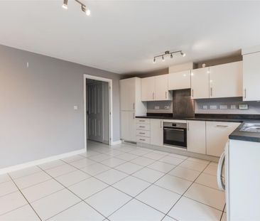 Poppy Close, Evesham - Photo 1