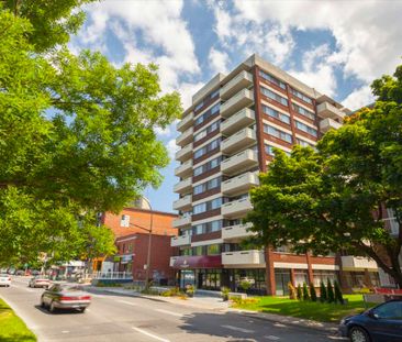 Junior 1 Bedroom Available At 4760 Chemin De La Côte-des-Neiges - 4... - Photo 1