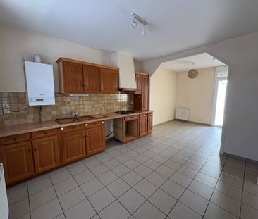 Location Maison 4 pièces 80m² AGEN 47000 - Photo 5