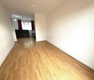 Brabazon Road, Hounslow, TW5 - Photo 4