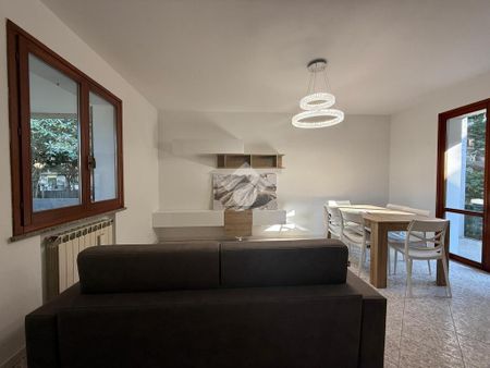 Villa a schiera d'angolo in affitto - Photo 2