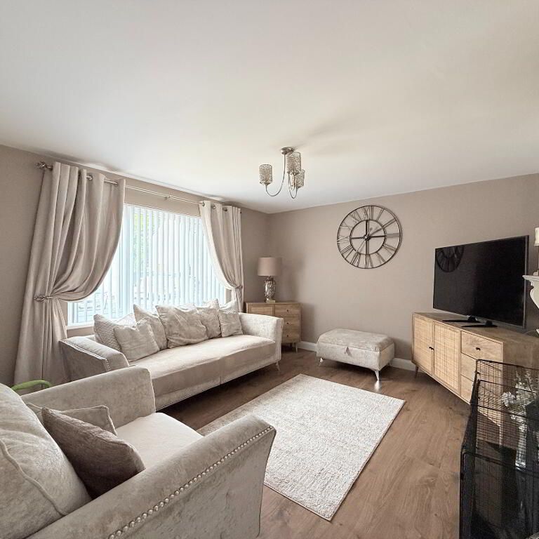 17 Manor Mews, Magherafelt, BT45 6QJ - Photo 1