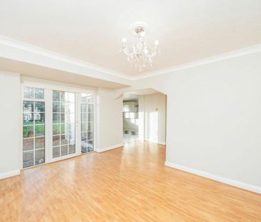 Rossall Crescent, Hanger Lane, NW10 - Photo 1