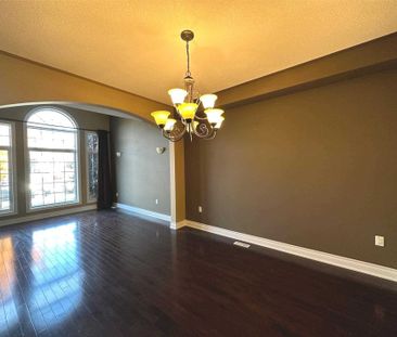 For Lease - 750 Valley Green Trail, Newmarket, Ontario - Photo 6