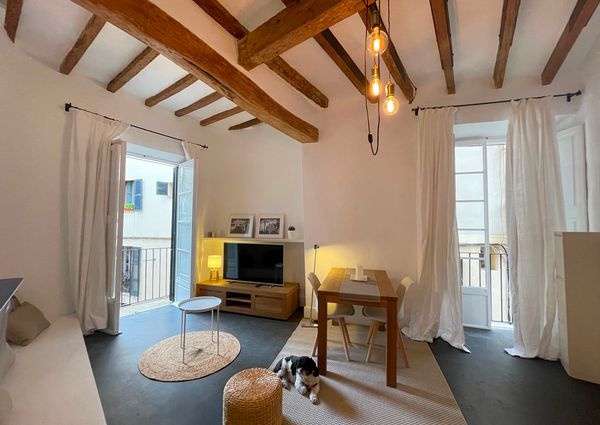 Bonito estudio-apartamento amueblado en zona Santa Clara, casco antiguo de Palma.
