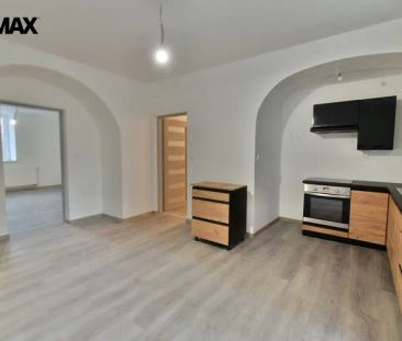 Nabídka pronájmu – moderní byt 2+kk - Photo 1