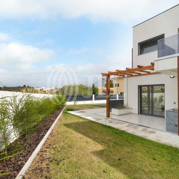 Moradia T3+1 em Lisboa - Photo 1