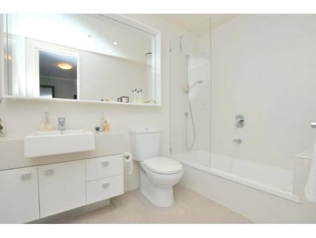 3307/180 City Road - Photo 3