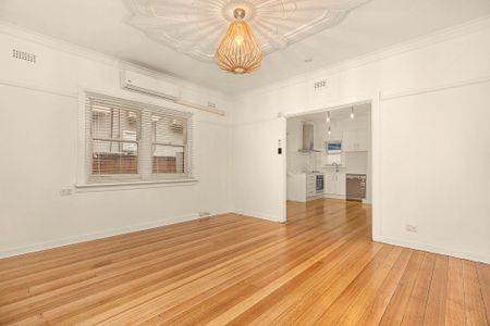 TWO-BEDROOM APARTMENT IN BOX HILL SOUTH - Photo 4