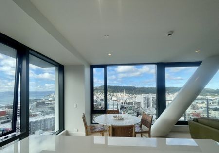 Stunning Two Bedroom Apartment - Photo 5