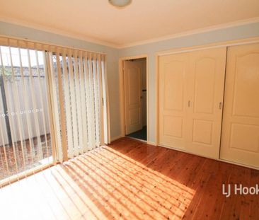 Tidy Spacious Brick Duplex - Photo 5