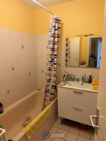 Location Appartement 2 pièces 50m² ORLEANS 45000 - Photo 5