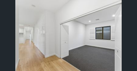 10 Kwh Solar - Spacious Modern Family Home with Premium Features in Marion - Photo 5