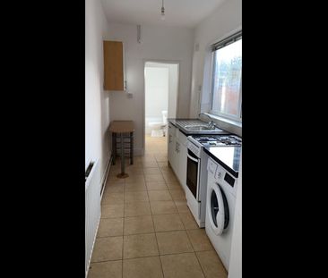 Room in a Shared House, Hawthorne St, LE3 - Photo 2