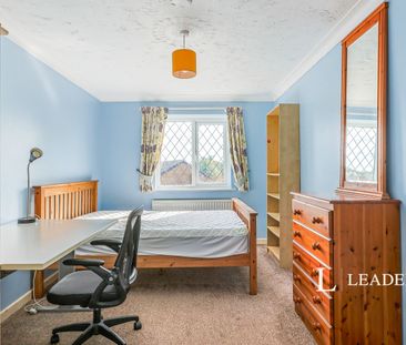 1 bedroom room to rent Baverstock Road, Wallisdown, BH12 - Photo 2