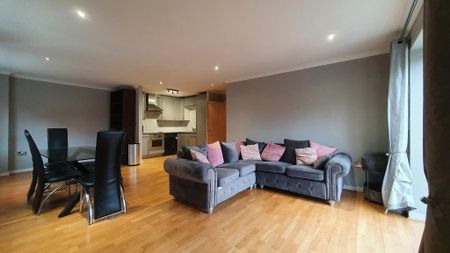 2 bedroom flat to rent - Photo 5