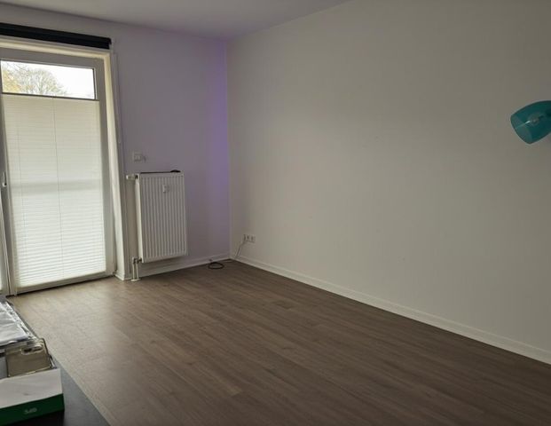 Exklusive 2-Zimmer Wohnung mit großem Balkon und modernem Design - Photo 1