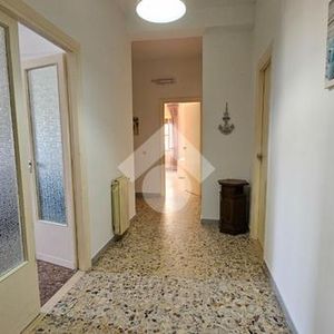 Trilocale in affitto - Photo 2