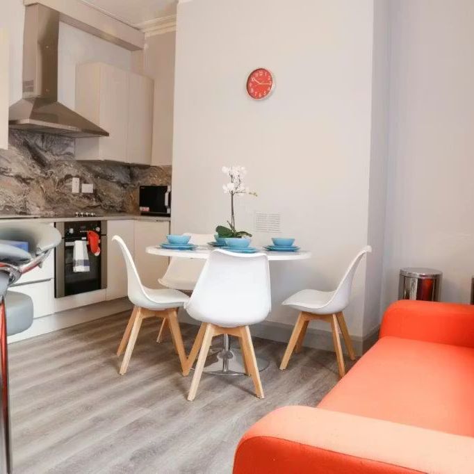 Royal Canal Terrace, Dublin - Photo 1