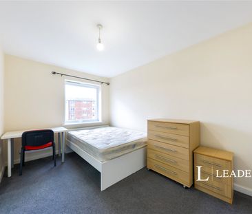 1 bedroom house to rent Aviation Avenue, Hatfield, Hertfordshire, AL10 - Photo 1