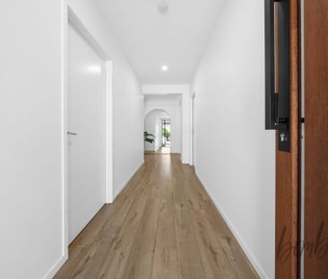 Modern Family Home !!! - Photo 2