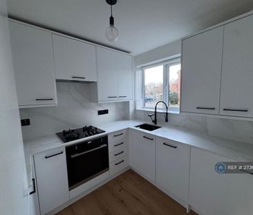 1 bedroom semi-detached house to rent - Photo 3