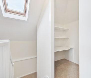 Hillend Road - Photo 2