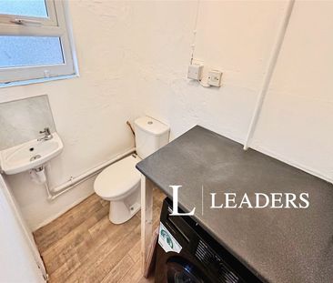 3 bedroom house to rent Wadham Street, Stoke-on-Trent, Staffordshir... - Photo 1
