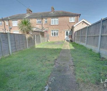 Coronation Road, Clacton-on-sea, CO15 - Photo 6