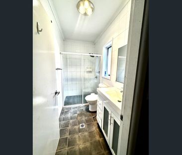 50 Surrey Street, Minto - Photo 5