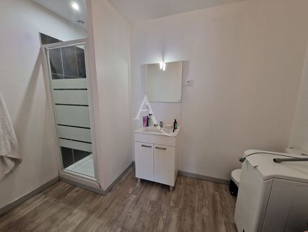 Location Appartement 1 pièce 39m² - Photo 5