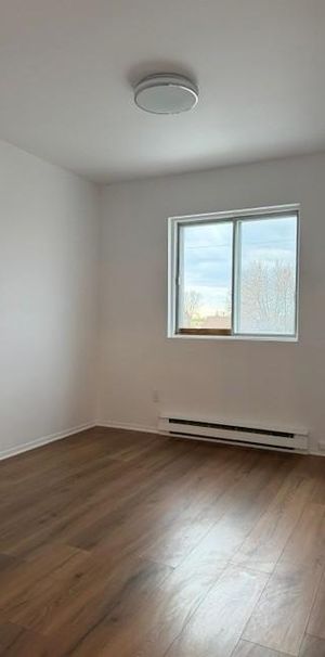 Appartement 4 1/2 St-Dorothée, Laval - Photo 1