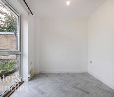 3 bedroom detached house to rent - Photo 3