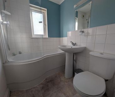 2 bedroom flat to rent - Photo 6