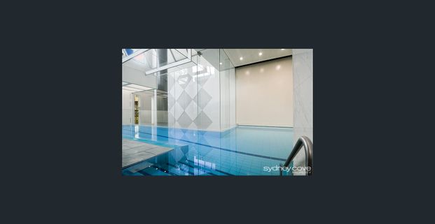 IMPRESSIVE APARTMENT WITH EXCELLENT VIEWS | Unfurnished - Photo 1